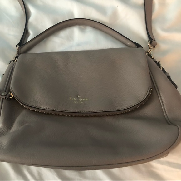 Kate Spade purse. - Picture 2 of 7